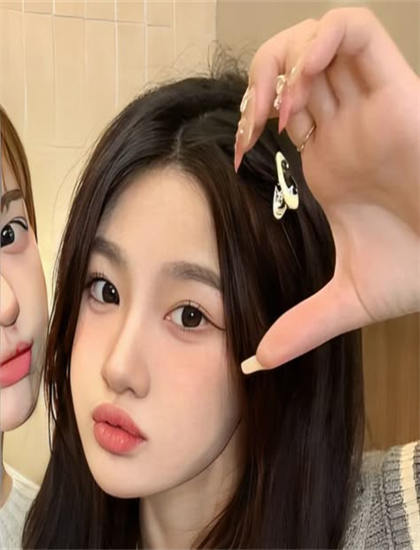 《失败谈与前辈OL》美学价值热门分析：艺术美感与审美特征探讨